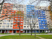 Eladó panellakás, III. kerületben 69.99 M Ft, 2 szobás