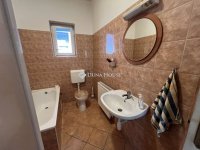 Eladó családi ház, Veszprémben 150 M Ft, 4 szobás