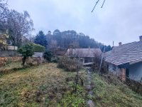 Eladó családi ház, Esztergomban 44.9 M Ft, 2 szobás