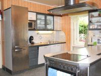 Eladó családi ház, Üllőn 303 M Ft, 12 szobás