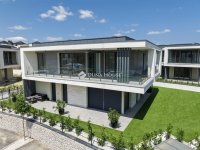 Eladó téglalakás, Törökbálinton 172.99 M Ft, 4 szobás