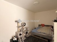 Eladó családi ház, Vecsésen 185 M Ft, 9 szobás