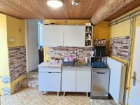 Eladó családi ház, Véménden 17 M Ft, 4 szobás