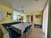 Eladó családi ház, Nemesvámoson 149.99 M Ft, 3+3 szobás