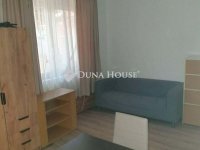 Eladó családi ház, XVIII. kerületben 95 M Ft, 5 szobás