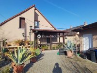 Eladó családi ház, Nagykőrösön 81 M Ft, 5+1 szobás