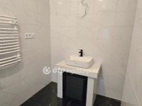 Eladó családi ház, Debrecenben 180 M Ft, 3 szobás