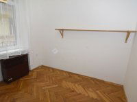 Eladó téglalakás, VI. kerületben 76.9 M Ft, 2 szobás