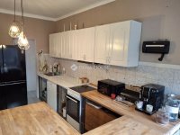 Eladó családi ház, Sárisápon 69.5 M Ft, 5 szobás