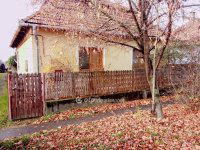 Eladó családi ház