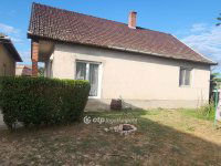 Eladó családi ház, Mikepércsen 34.9 M Ft, 2+1 szobás