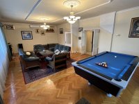 Eladó családi ház, XVI. kerületben 349 M Ft, 7 szobás