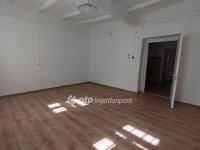 Eladó családi ház, Kisújszálláson 13.2 M Ft, 2 szobás