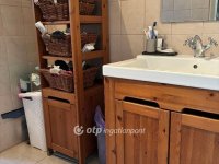 Eladó családi ház, Pécsett 92.9 M Ft, 4 szobás