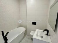 Eladó téglalakás, V. kerületben 181 M Ft, 4 szobás