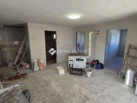 Eladó ikerház, Tápióbicskén 28.5 M Ft, 4 szobás