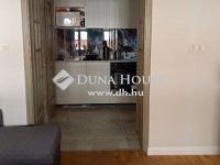 Eladó családi ház, Pécsett 120 M Ft, 6 szobás