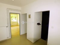Eladó téglalakás, Zalaegerszegen 39.99 M Ft, 2 szobás