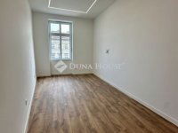 Eladó téglalakás, V. kerületben 181 M Ft, 4 szobás