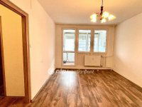 Eladó panellakás, III. kerületben 67 M Ft, 2 szobás