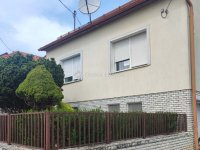 Eladó családi ház, Bonyhádon 61.9 M Ft, 3 szobás