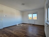 Eladó téglalakás, Füzesabonyban 53 M Ft, 3 szobás
