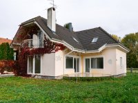 Eladó családi ház, Mosonmagyaróváron 99 M Ft, 5 szobás