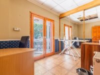 Eladó családi ház, XIV. kerületben 194 M Ft, 6 szobás