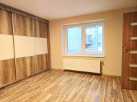 Eladó családi ház, Hosszúhetényen 99 M Ft, 4 szobás