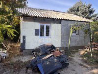 Eladó családi ház, Szegeden 15.8 M Ft, 2 szobás