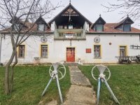 Eladó családi ház, Csonkahegyháton 21.9 M Ft, 6 szobás