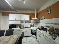 Eladó családi ház, Vecsésen 86.9 M Ft, 4 szobás