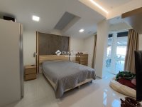 Eladó családi ház, XV. kerületben 350 M Ft, 7 szobás