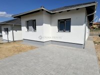 Eladó családi ház, Őrbottyánban 97.5 M Ft, 4 szobás