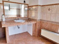 Eladó ikerház, XVII. kerületben 209.9 M Ft, 8 szobás