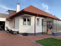 Eladó családi ház, Balatonkenesén 170 M Ft, 4 szobás