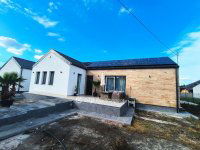 Eladó családi ház, Százhalombattán 149.999 M Ft, 3 szobás