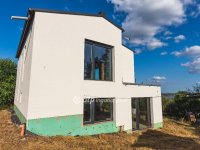 Eladó családi ház, Velencén 159 M Ft, 3+2 szobás