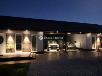 Eladó ikerház, Dánszentmiklóson 51.9 M Ft, 3 szobás