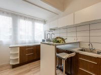 Eladó téglalakás, III. kerületben, Verőfény utcában 69.9 M Ft