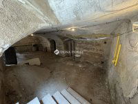 Eladó ipari ingatlan, VII. kerületben 45 M Ft