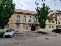 Kiadó iroda, Székesfehérvárott 350 E Ft / hó