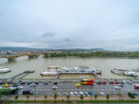 Eladó téglalakás, XIII. kerületben 250 M Ft, 3 szobás