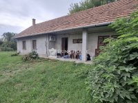 Eladó családi ház, Solton 20.3 M Ft, 2 szobás