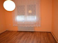 Eladó családi ház, Debrecenben 89.9 M Ft, 3 szobás