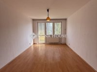 Eladó panellakás, Debrecenben 63.5 M Ft, 3 szobás