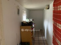 Eladó családi ház, Cegléden 29.5 M Ft, 3+1 szobás