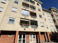 Kiadó téglalakás, albérlet, Tatán 280 E Ft / hó, 3 szobás