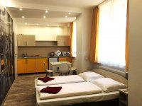 Eladó üzlethelyiség