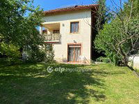 Eladó családi ház, Budakeszin 214 M Ft, 10 szobás